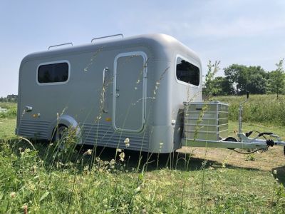 lume traveler caravan